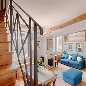 https://fabulous-trevi.it-romehotels.com